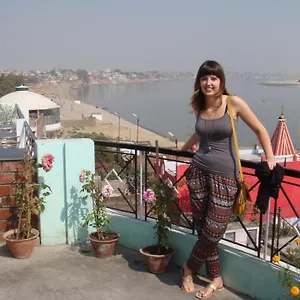 Rahul 2*, Varanasi India